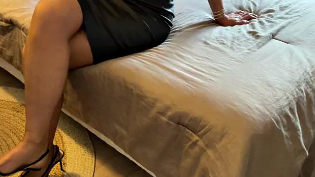Very hot facesitting, anal fucking and cum on nylon feet!