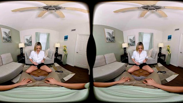 FORBVR - Die vollbusige Studentin Gypsy Rose bittet darum, deinen Schwanz im POV ft. Nicky Rebel zu reiten: Porno