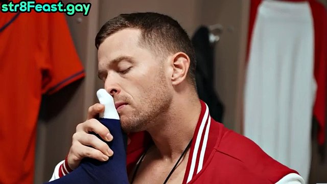 Straight jock seduced by an insatiable trainer