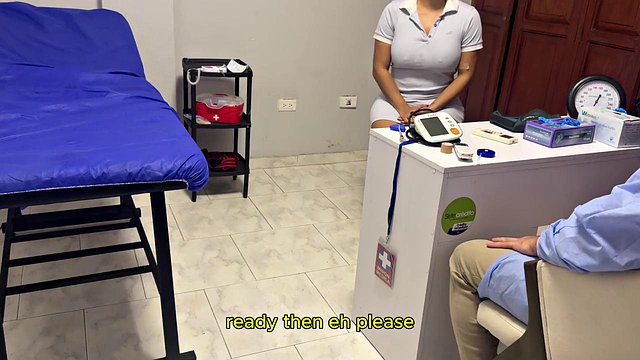 Gyno Exam For Sensesex Leads To Herpussy-Quaking Orgasm