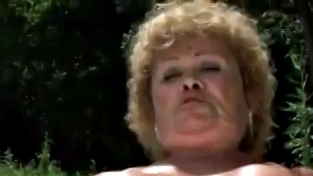 Effie hairy granny water