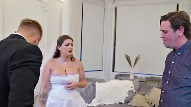 BRIDE4K. Now You Can Kiss the Bride