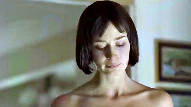 Emily Blunt erotic scenes