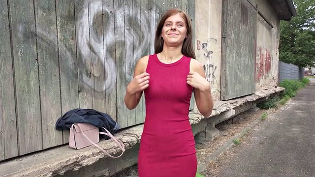 Public agent Her perfect ass makes him want to fuck her outdoors in public