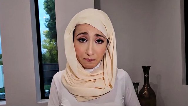 Best friends fuck for the first time - hijab sex