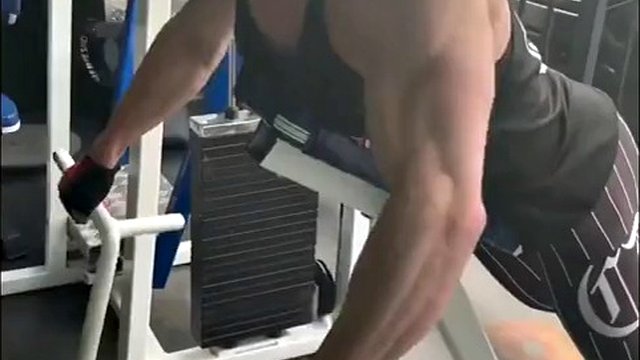 Help ID: Ripped And Jacked Blonde FBB Workout