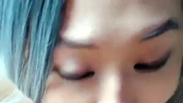 Femboy Crossdresser adora il deepthroat della BBC, parte 2