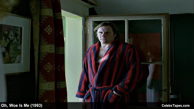 Hairy pussy and erotic video of Laurence Masliah