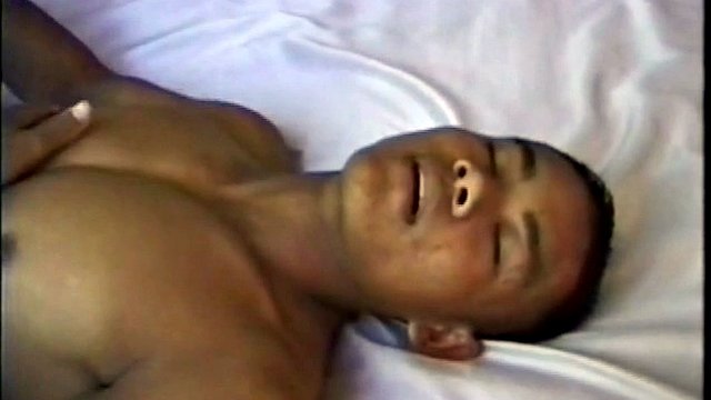 This asian gay porn scene opens with two gorgeous Thai boys lying on the bed face to face and kissing.