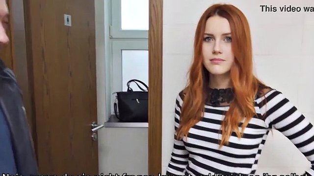 HUNT4K. The cuckold stays in the public bathroom watching his girlfriend's sex with Hunter