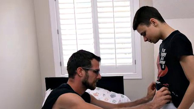 El niño pequeño de papá Capítulo 1: Ropa interior de niño grande