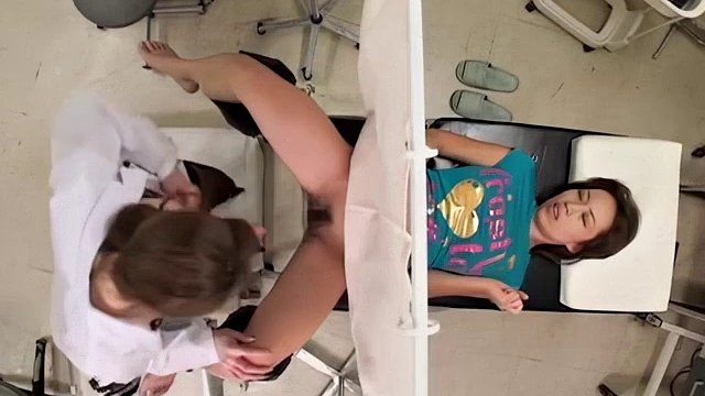 Lesbian Gynecologist (Japanese) (Voyeur) HD