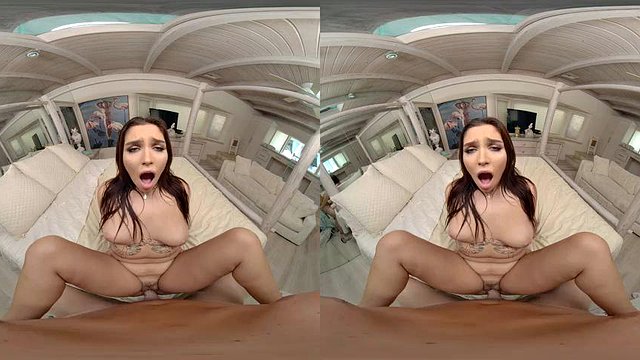(: ɹolʎ@⊥ u@ıʌıΛ - ǝz@ᗡ ɹǝɯɯnS: Doggy, Cowgirl & Missonary VR Porn