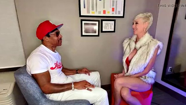 Black Door Adult Model Interview 2: Foxxxy Darlin: A Brief Preview
