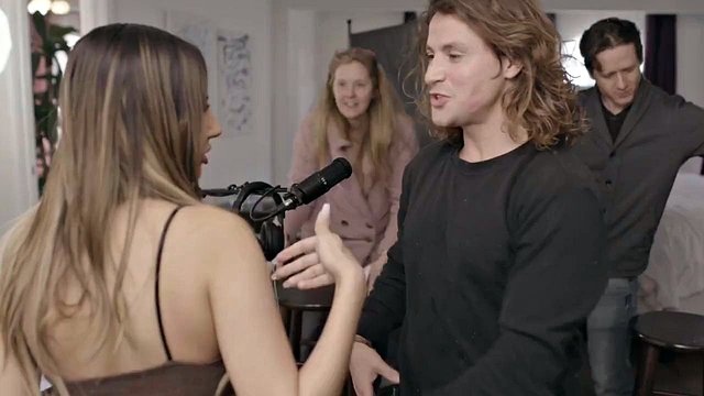 Hot Babe Gianna Dior Gets Her Tasty Ass Ate od Dlouhovlasého Hunk Jay Romero