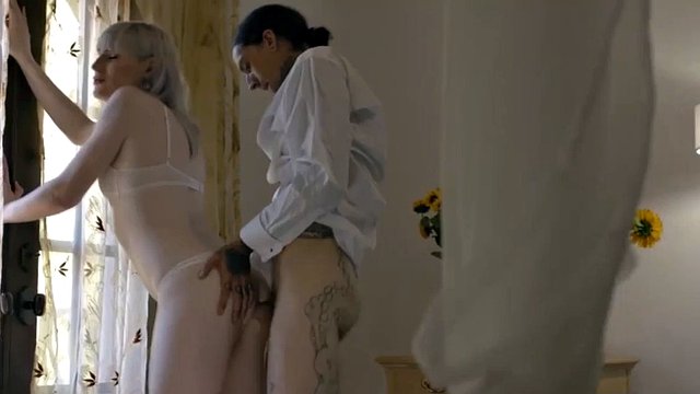 Shemale bride gets analed by groom before getting married