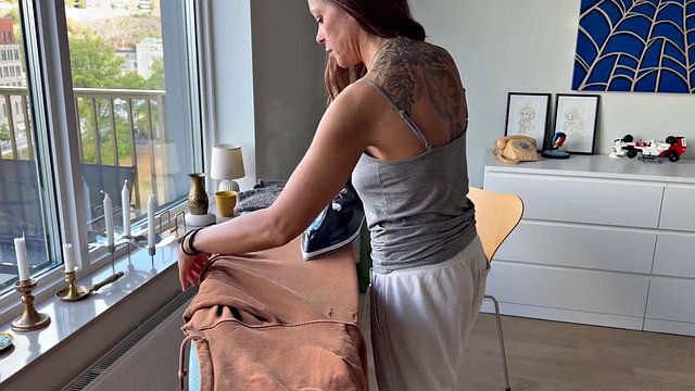 Housewife LoveAndRopes Rewarded with Hardcore Pounding