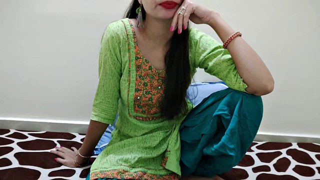Indian sasumaa ki Chut ko Damad ne Rat Bhar jam kr pela full video with clear hindi audio MODEL- SLIM GIRL saarabhabhi6
