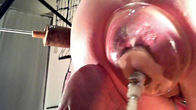 La machine à baiser 1 est un gode