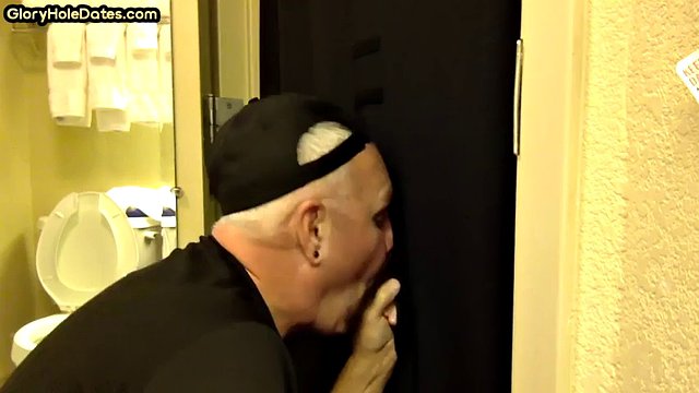 Gay dad sucks dick at glory hole homemade cum in mouth 4