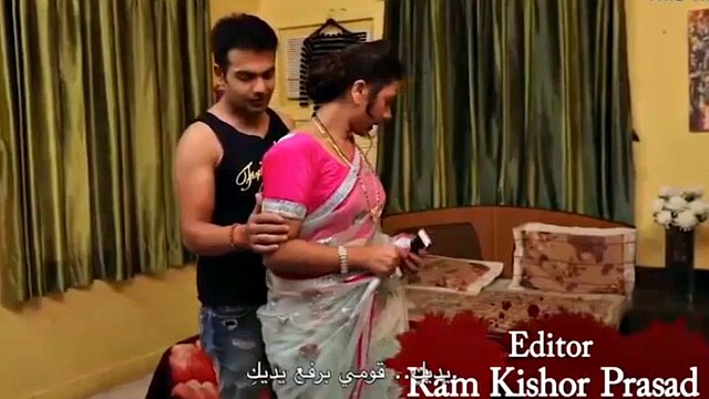 Desi Bhabhi Ko 裁縫 Ne Naap Lene Ke Bahane Chod Dia