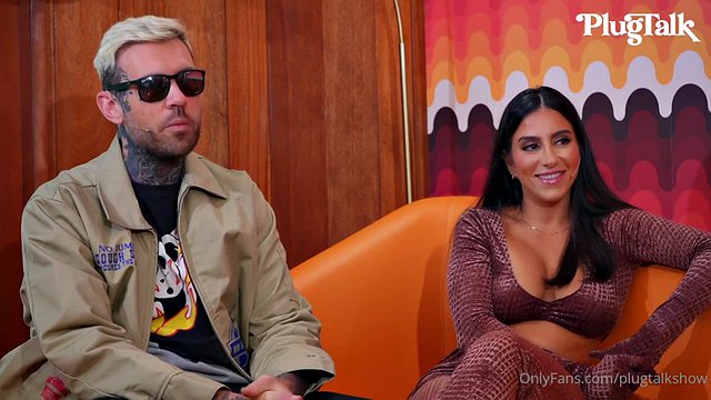 Lena the Plug and Savannah Bond in a threesome talk show
