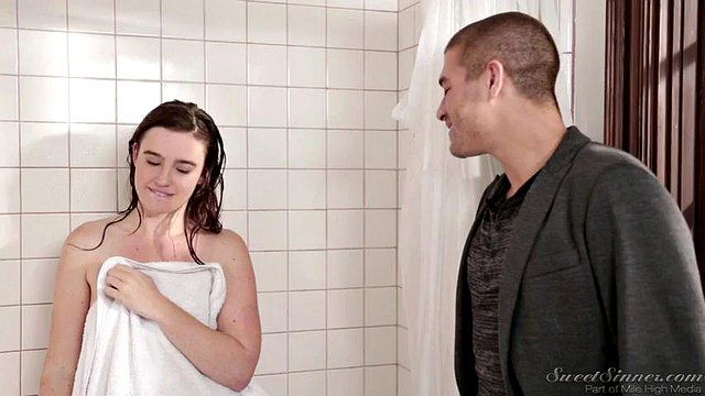 Jodi Taylor - Banyoda Kıllı Amcık Becerdin: Sakso, Sert Seks ve Kızıl Saçlı Porno
