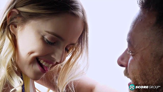 Codi Vore Threesome Cumshot
