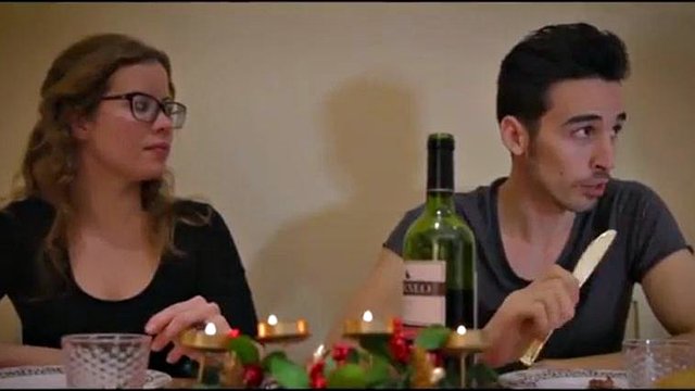 Kolacja: porno z obciąganiem, pieskiem i lizaniem