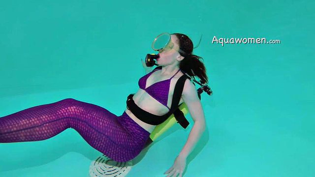 Sexy scuba mermaid: Xhamster, Solo & Fetish Porn