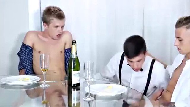 chico danés - chris jansen en europa - sexo gay porno 12