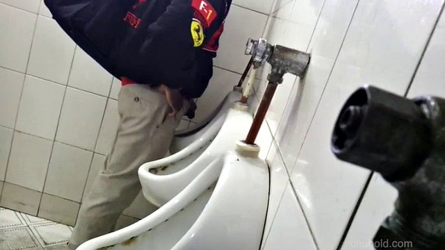 Chubold – v4640 – Urinal Hunter – Band 30