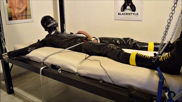 hard fight in rubber