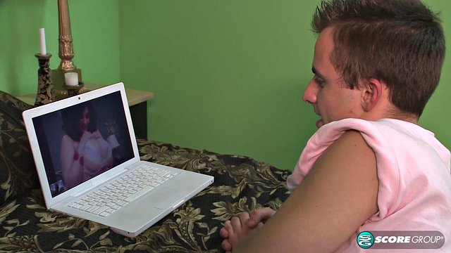 Beverly Paige Webcam Blowjob Cumshot
