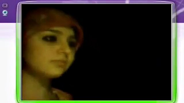 Turkish hijab bitch shows boobs on webcam messenger msn