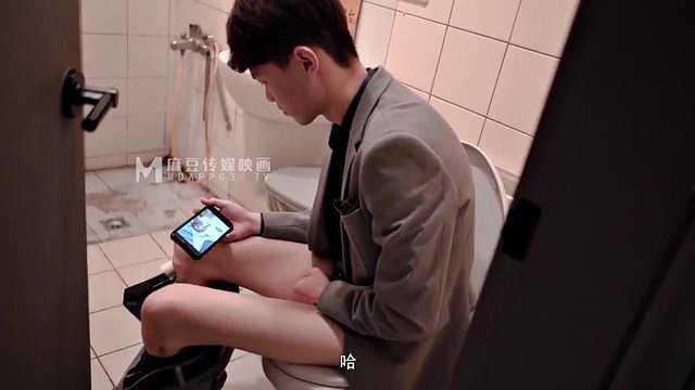 Medios chinos: porno adolescente, aficionado y asiático