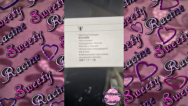 Ebony SSBBW bawi się ciemną cipką z wibracją łechtaczki