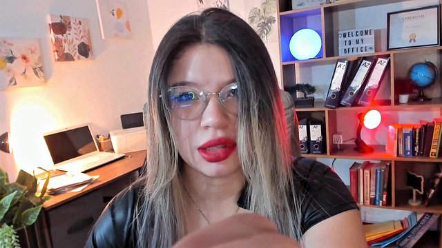 Blonde AshleyGaia Gives Blowjob and Handjob
