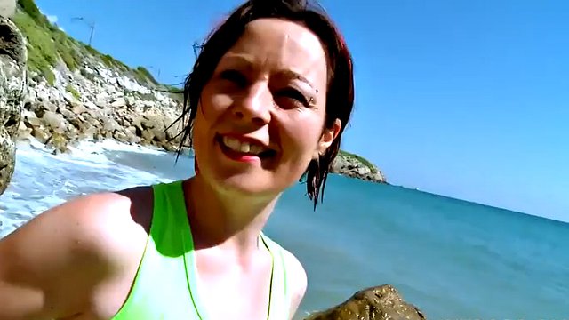 naughty belgian milf with natural tits gets fucked on the beach (amateur)