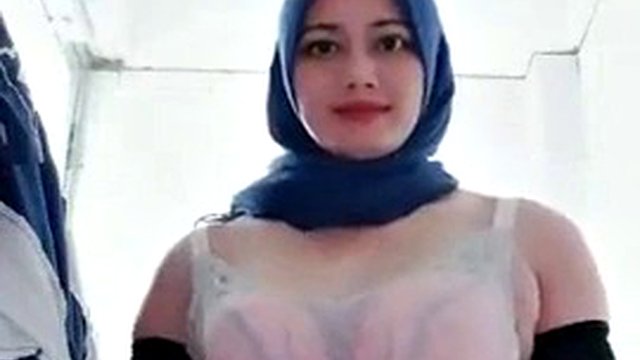 Tante hijab colmek