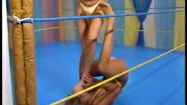 bikini ring wrestling