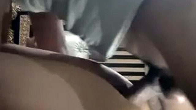 Pakistani couple enjoy sex