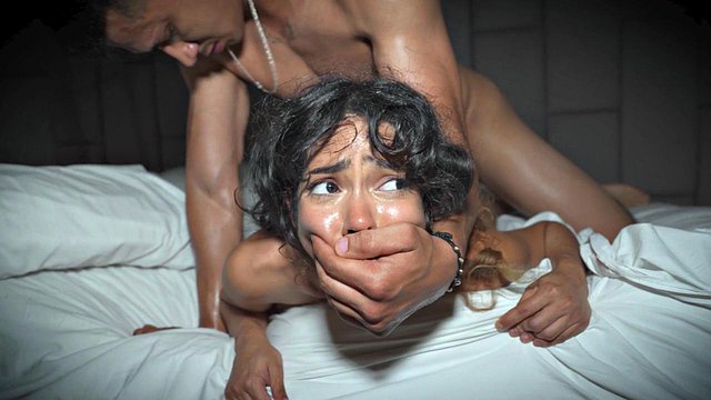 Latina Beauty Grips Tight with Brutal Creampie After Big Cock Drills Her Pussy Doggy Style and