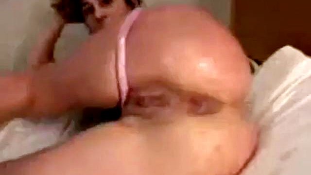 Hand Mangement ft. Mya & Missy: Bongacams, Lesbian & Fisting Porn