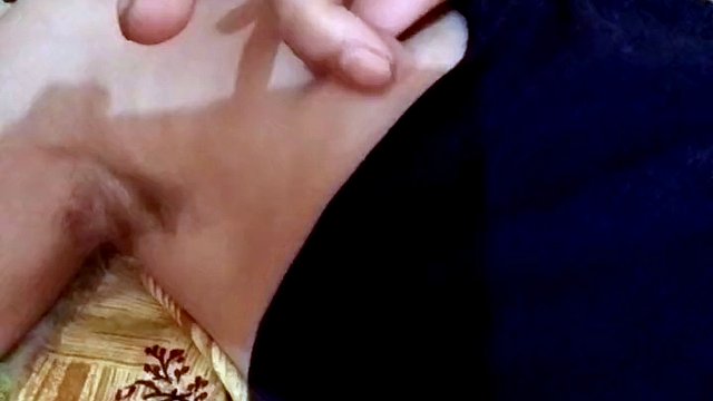 Pakistani RANDI saw the jungle boy then came home and massaged her breasts in Sweta aunty's room.