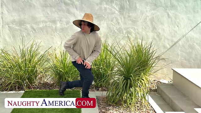 Big-Titted Blonde Blake Blossom, Lonely Wife and Vow-Breaker, Summons Gardener to