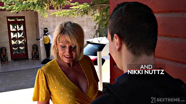Big Cock Postman Pounds Granny