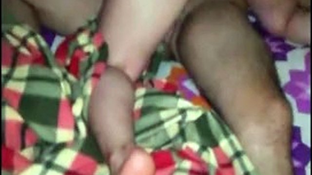 Turk cuckold koca. Yabanci uyruklu azgin karisini siktiryor. Turk cuckold couple Join my fan club to watch the full video