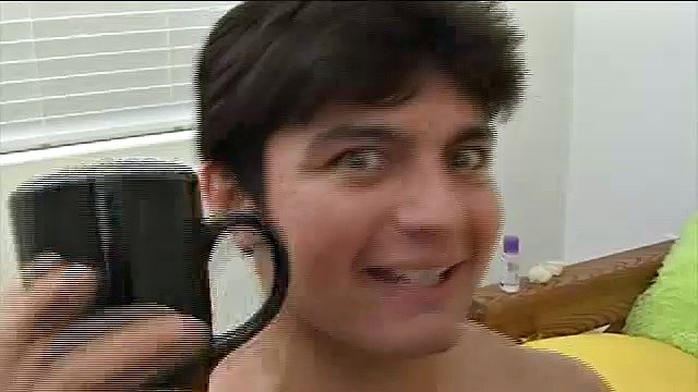 Grubaska Kiki serwuje to w salonie