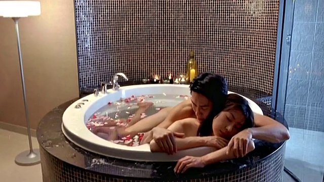 Fantastic Jap babe takes a shower with her BF